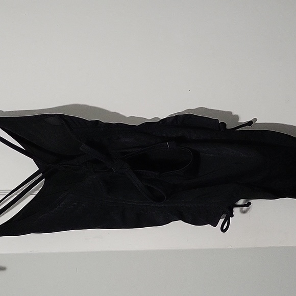 Bathing suit - Picture 2 of 7